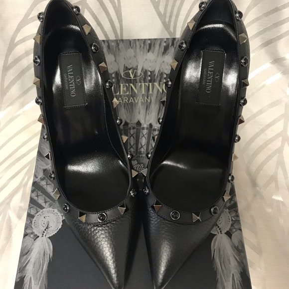 Valentino Garavani Shoes - Picture 3 of 5